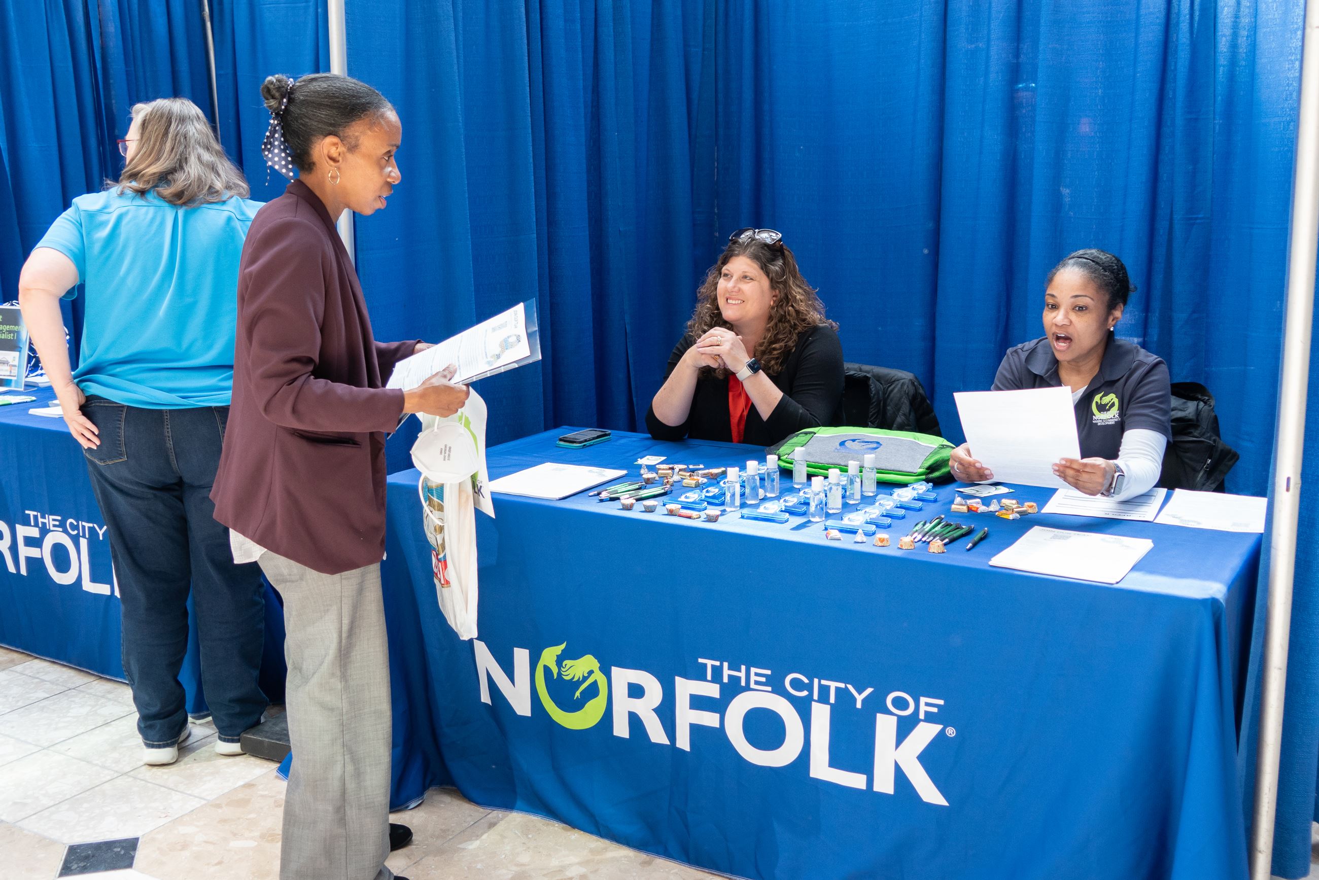 JUST START Career Fair at MacArthur Mall