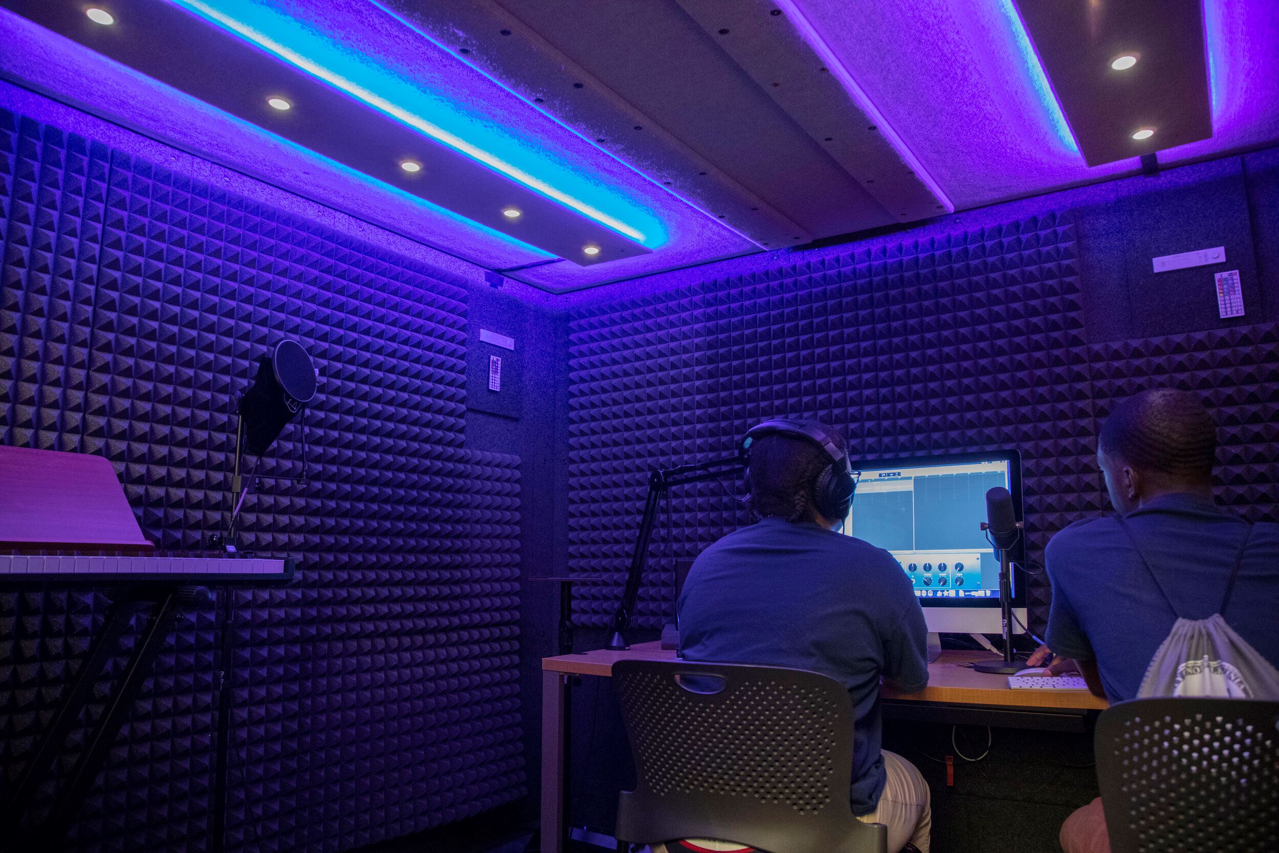 Sound Studio Computer Image