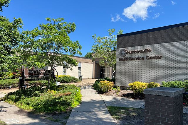 Huntersville CC Exterior Image